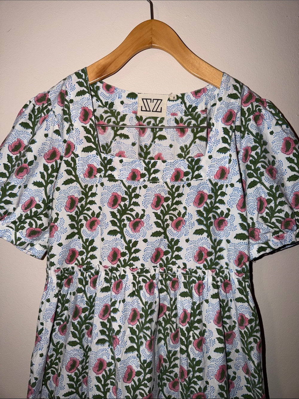SZ Blockprints Divya Midi Dress in Essa Print Moss & Faded Rose Size S - Picture 3 of 6
